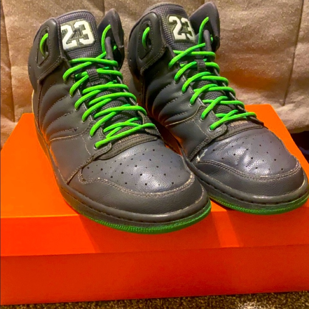 Custom Air Jordan 1 Flight 4 ‘GhostTown’